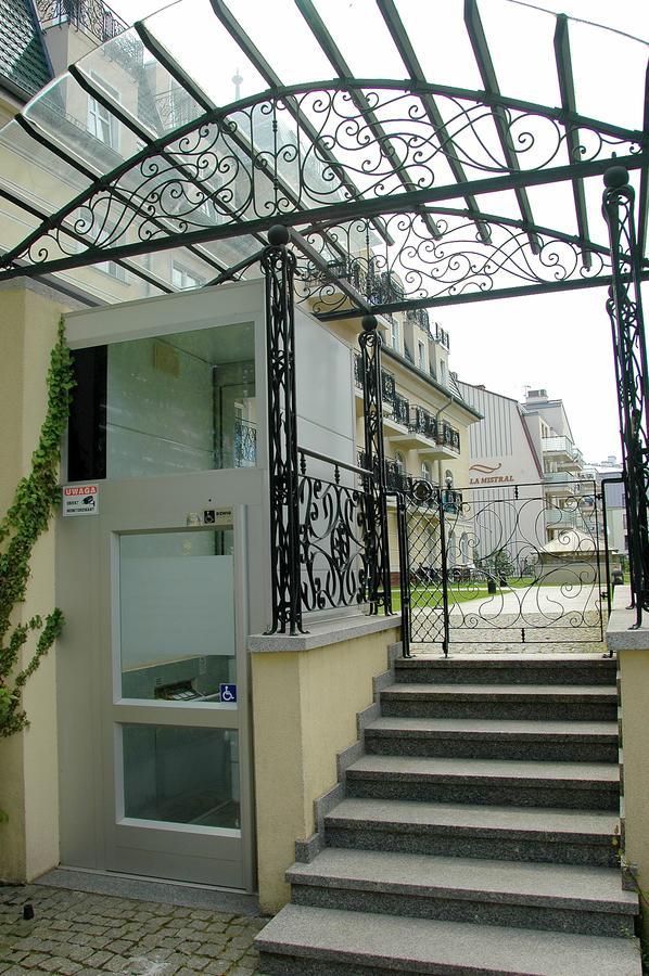 Apartament Przy Promenadzie Свиноуйсьце Экстерьер фото